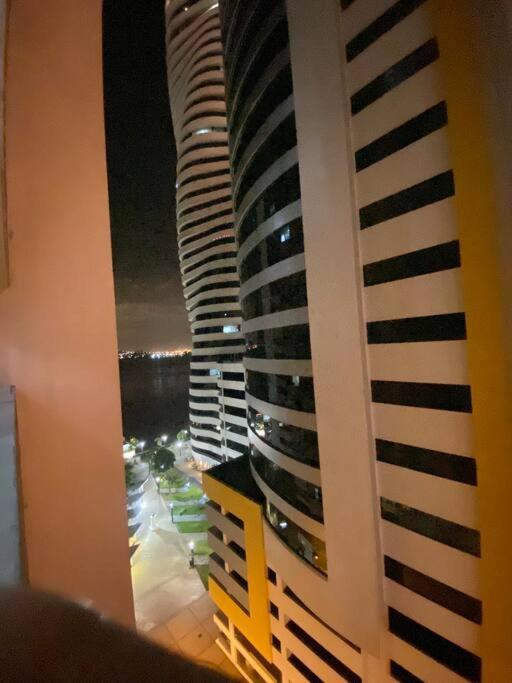 과야킬 Bellini Luxury - Puerto Santa Ana 아파트 외부 사진