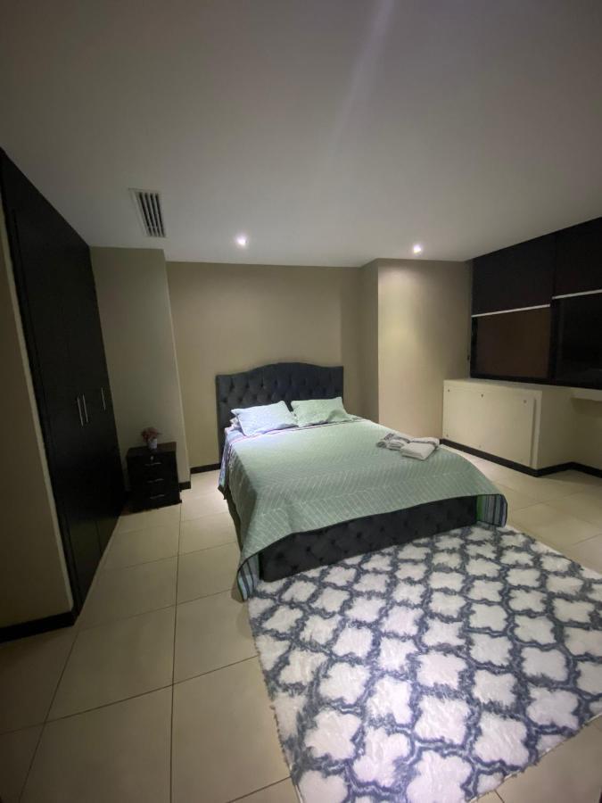 과야킬 Bellini Luxury - Puerto Santa Ana 아파트 외부 사진